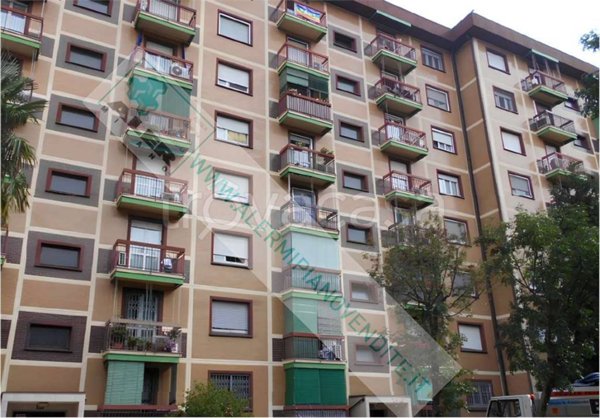 appartamento in vendita a Milano in zona Gallaratese