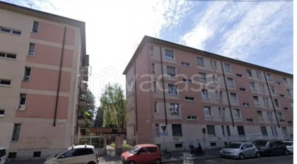 appartamento in vendita a Milano in zona Villapizzone