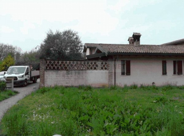 casa indipendente in vendita a Milano in zona Niguarda