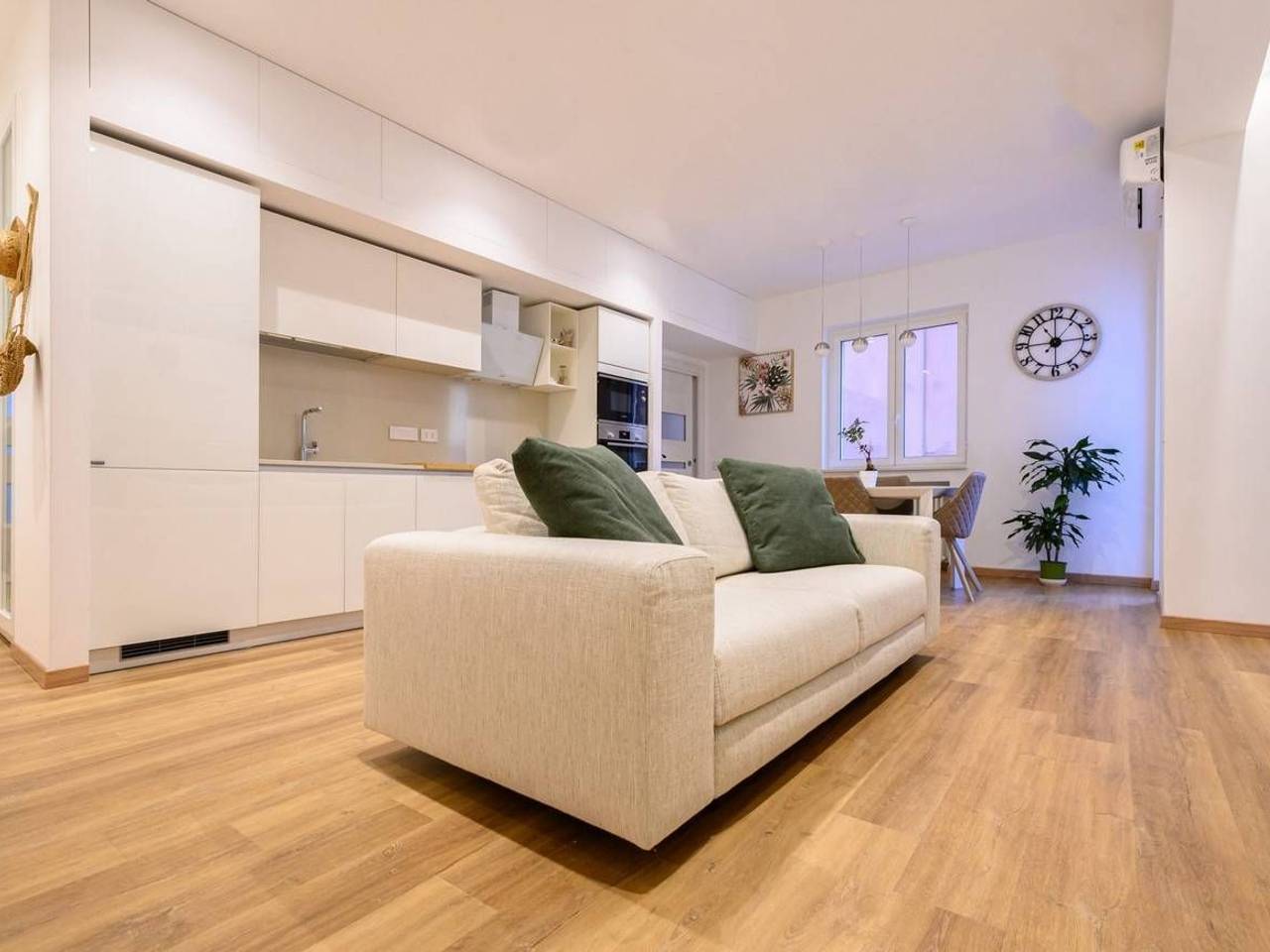 appartamento in vendita a Milano in zona Casoretto