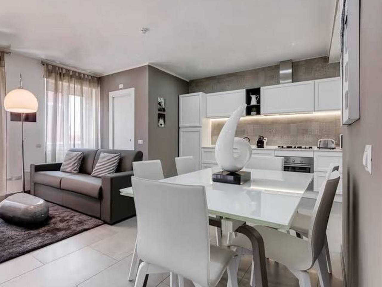 appartamento in vendita a Milano in zona Città Studi