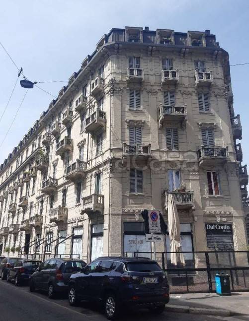 appartamento in vendita a Milano in zona Isola