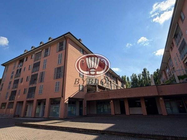 appartamento in vendita a Milano in zona Baggio