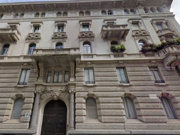 appartamento in vendita a Milano in zona Porta Garibaldi