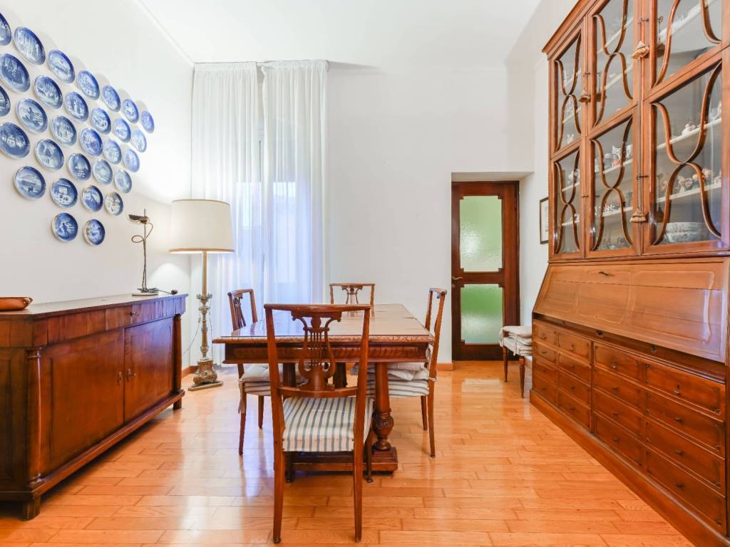 appartamento in vendita a Milano in zona Feltre