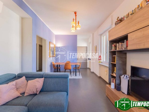 appartamento in vendita a Milano in zona Montalbino