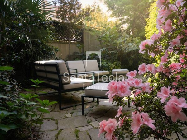 casa indipendente in vendita a Milano in zona Sempione