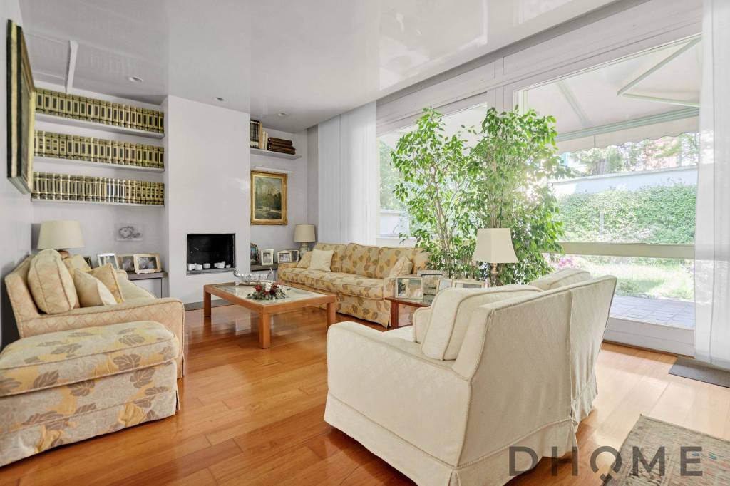 casa indipendente in vendita a Milano in zona Porta Vittoria