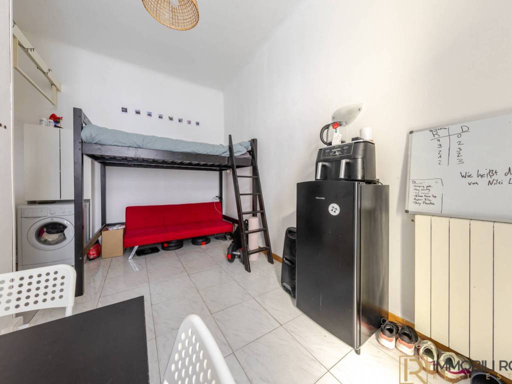 appartamento in vendita a Milano in zona Città Studi