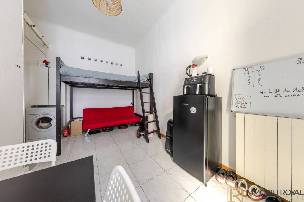 appartamento in vendita a Milano in zona Città Studi