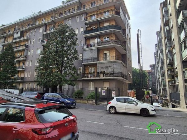 appartamento in vendita a Milano in zona Corvetto
