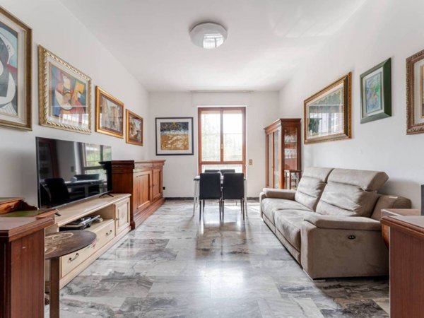 appartamento in vendita a Milano in zona Vigentino