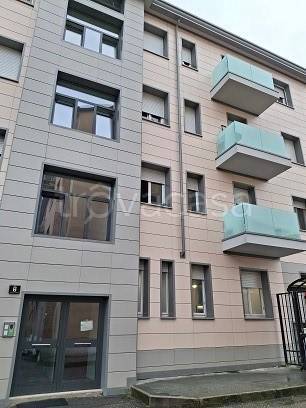 appartamento in vendita a Milano in zona Quinto Romano