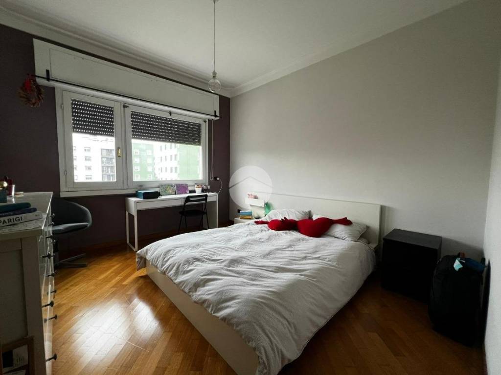 appartamento in vendita a Milano in zona Lorenteggio