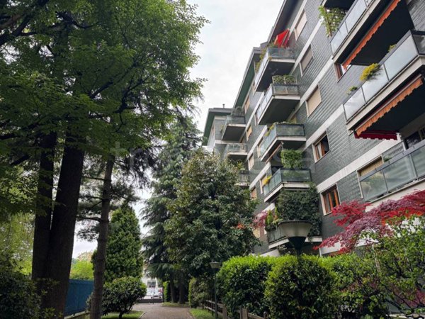 appartamento in vendita a Milano in zona San Siro