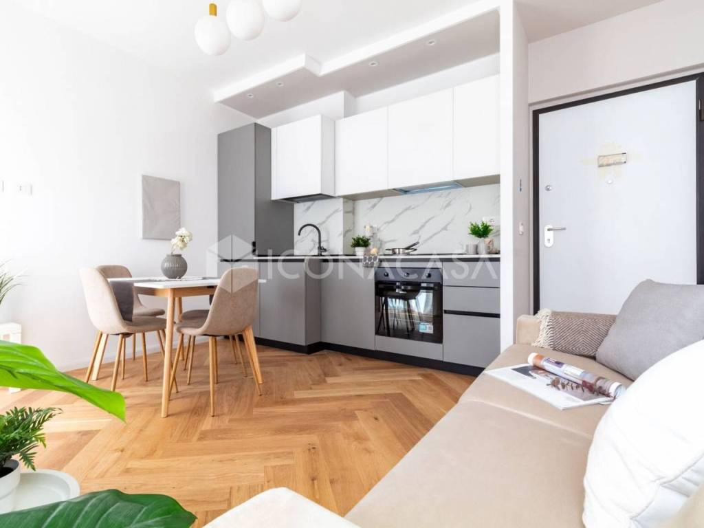 appartamento in vendita a Milano in zona Loreto