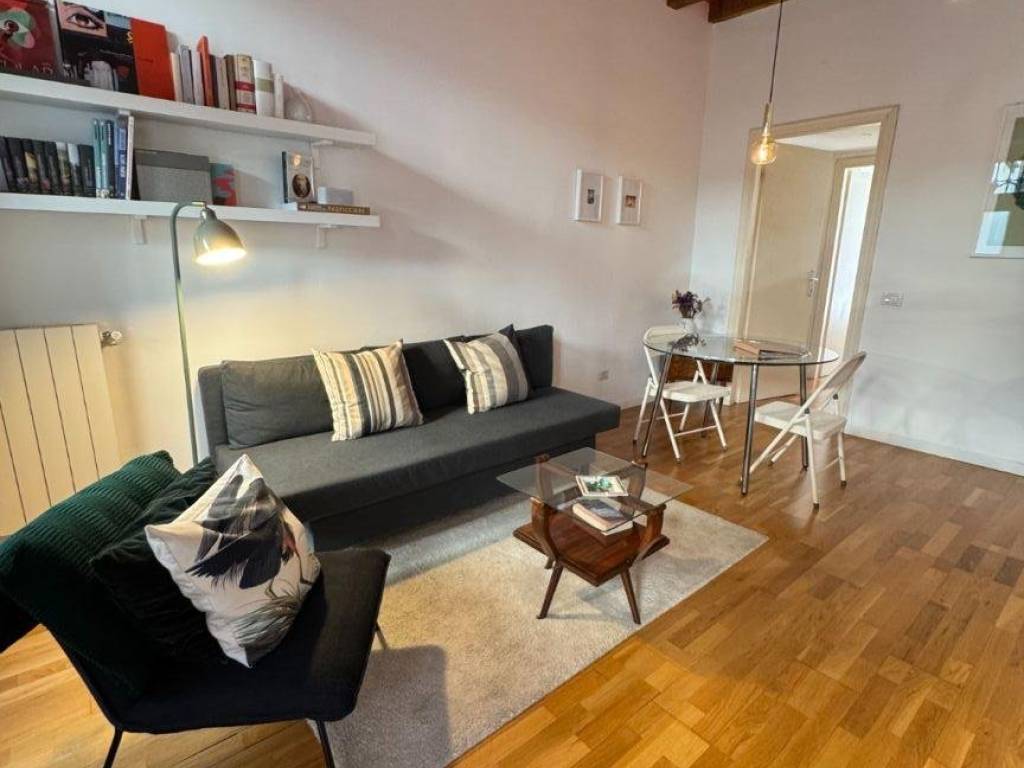 appartamento in vendita a Milano in zona Centro Direzionale