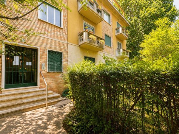 appartamento in vendita a Milano in zona San Siro