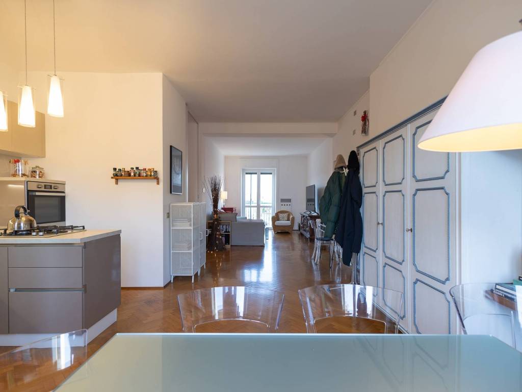 appartamento in vendita a Milano in zona Il Portello