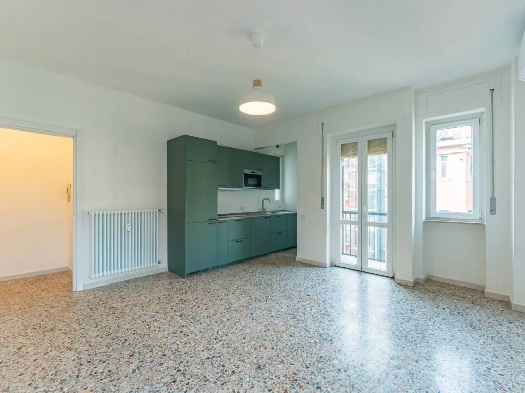 appartamento in vendita a Milano in zona Corvetto
