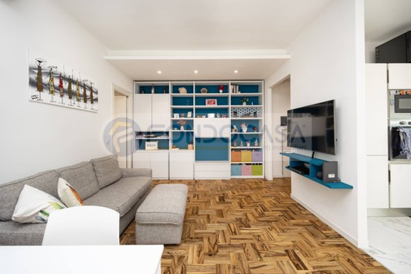 appartamento in vendita a Milano in zona Lambrate