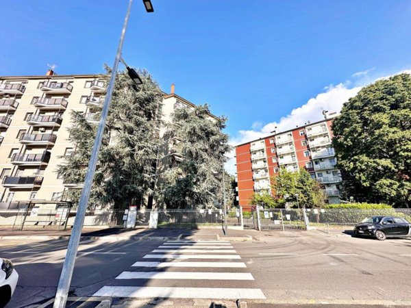appartamento in vendita a Milano in zona Forlanini