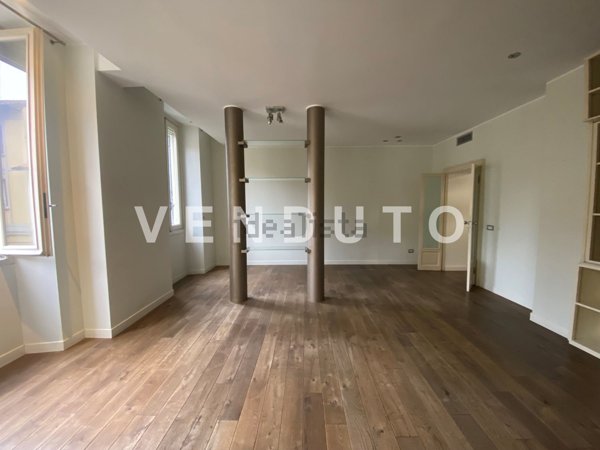 appartamento in vendita a Milano in zona Porta Romana