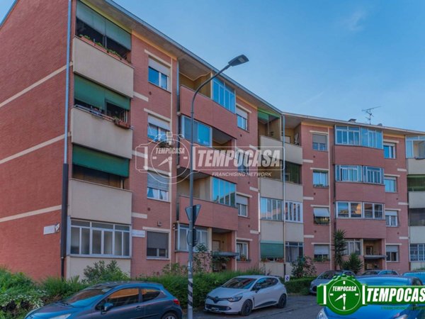 appartamento in vendita a Milano in zona Quarto Oggiaro
