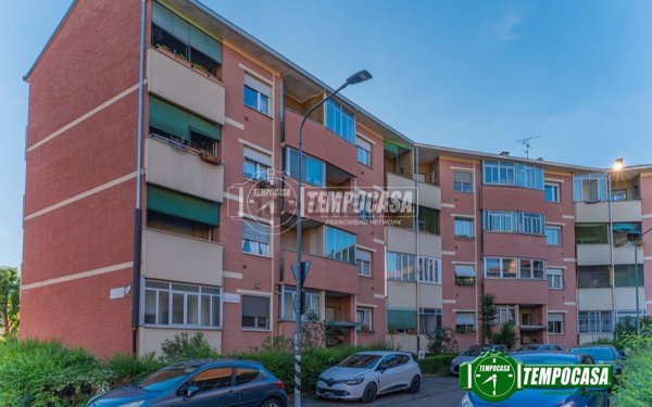 appartamento in vendita a Milano in zona Quarto Oggiaro