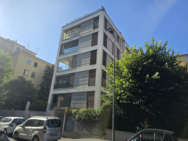 appartamento in vendita a Milano in zona Città Studi