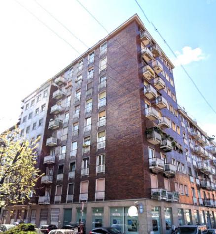 appartamento in vendita a Milano in zona Forlanini