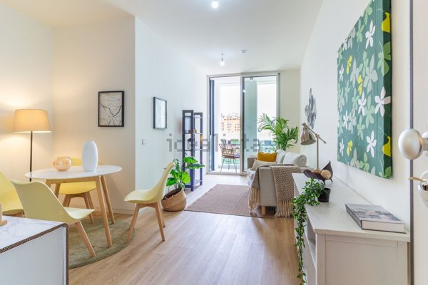 appartamento in vendita a Milano in zona Vigentino