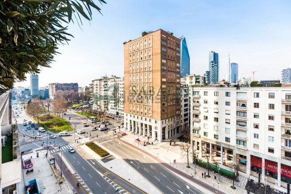 appartamento in vendita a Milano in zona Porta Nuova