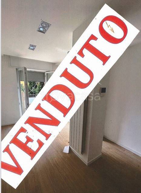 appartamento in vendita a Milano in zona Gallaratese