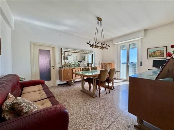 appartamento in vendita a Milano in zona Corvetto