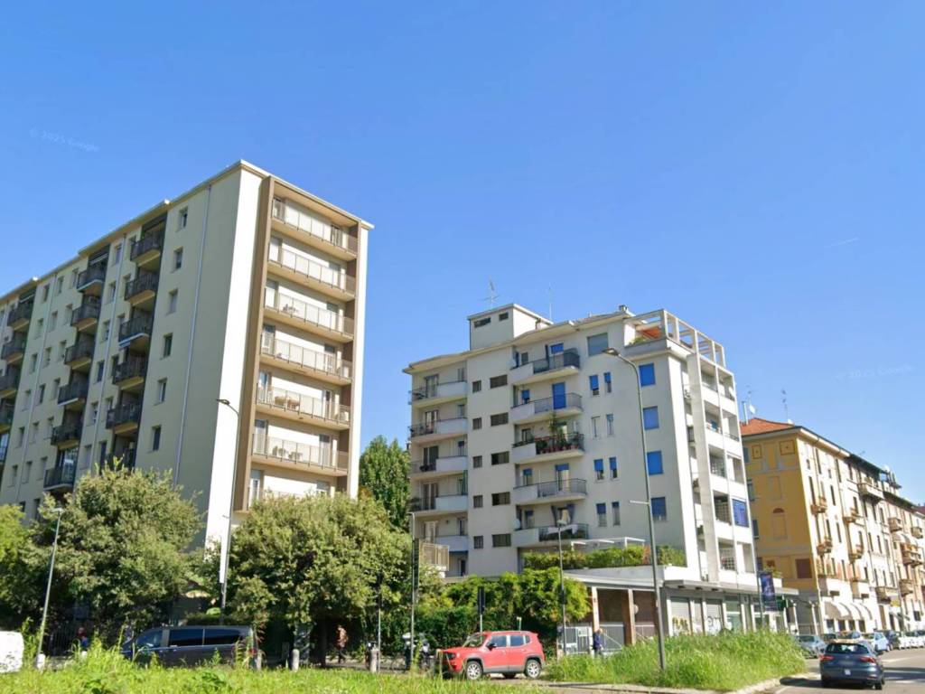 appartamento in vendita a Milano in zona Sempione