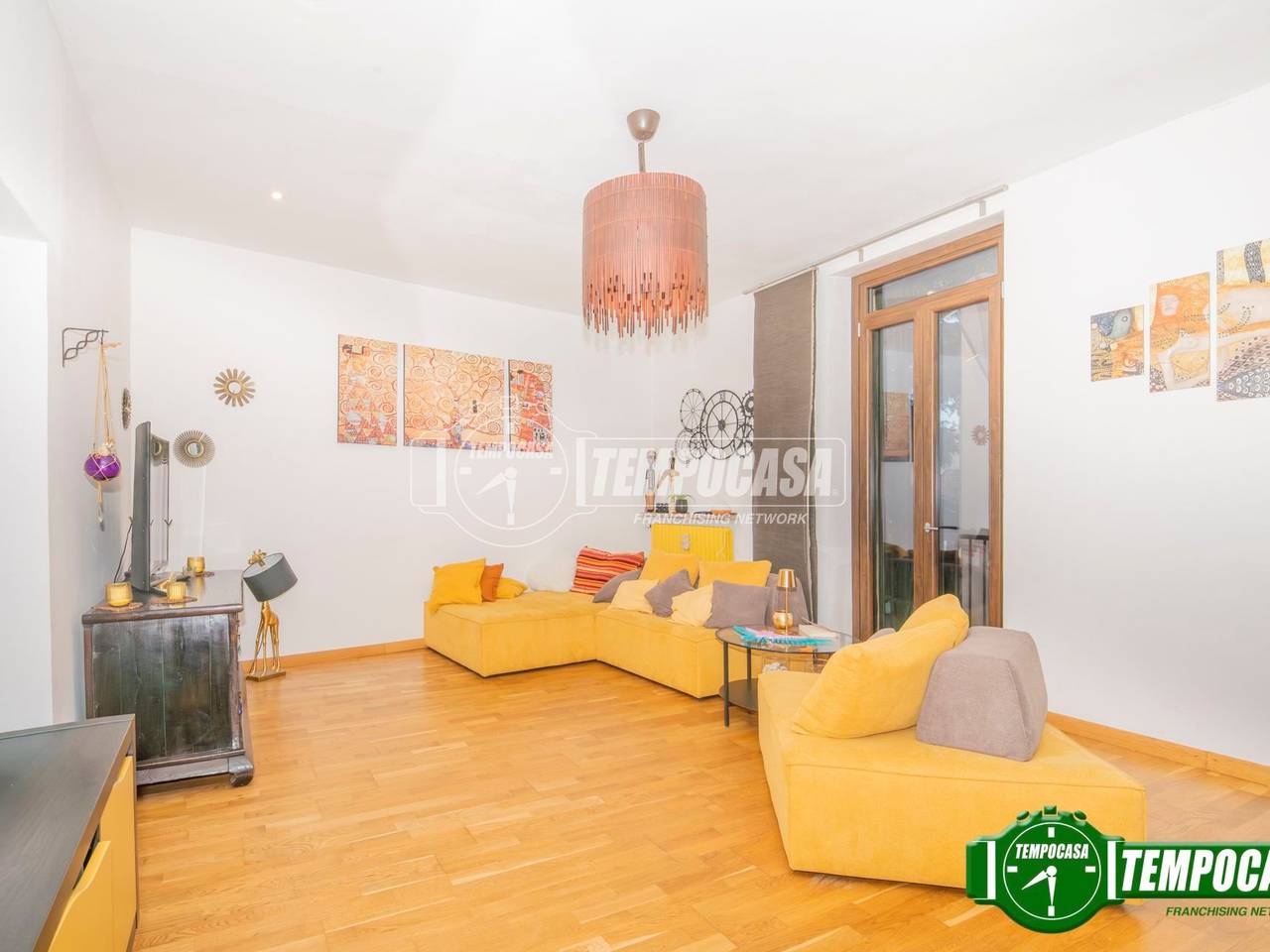 appartamento in vendita a Milano in zona Baggio