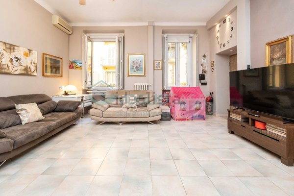 appartamento in vendita a Milano in zona Città Studi