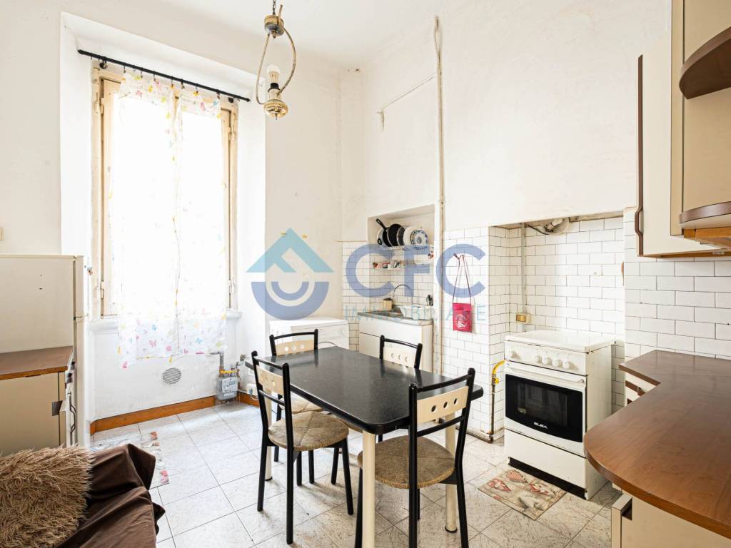 appartamento in vendita a Milano in zona Centro Direzionale