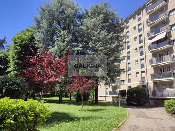 appartamento in vendita a Milano in zona Forlanini