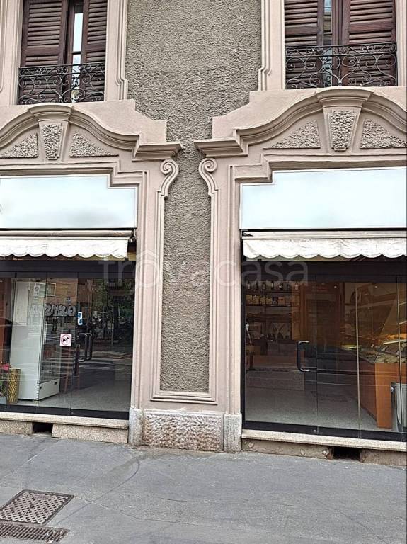 negozio in vendita a Milano in zona Sant'Ambrogio