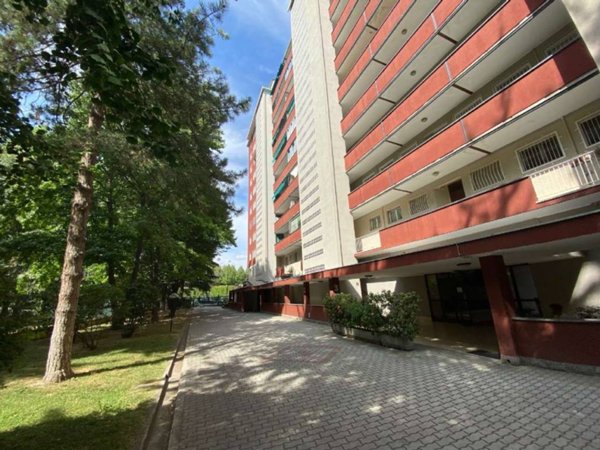appartamento in vendita a Milano in zona Trenno