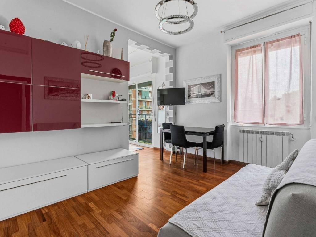 appartamento in vendita a Milano in zona Restocco Maroni