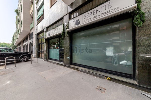 negozio in vendita a Milano in zona Il Portello