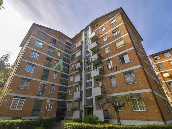 appartamento in vendita a Milano in zona Forlanini