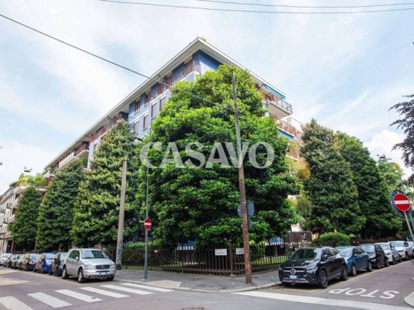 appartamento in vendita a Milano in zona Porta Vigentina