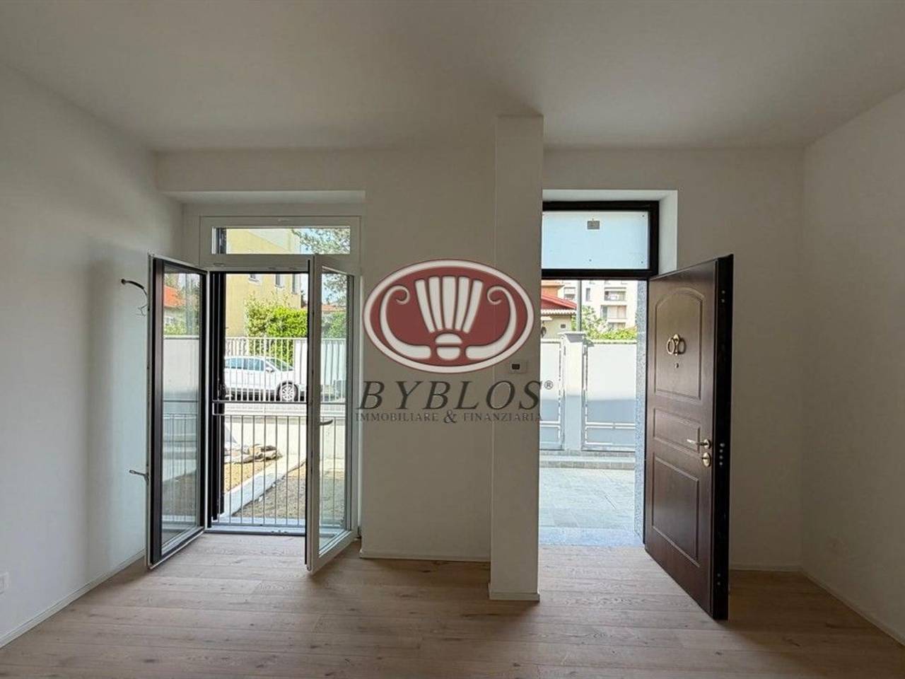 appartamento in vendita a Milano in zona Lorenteggio