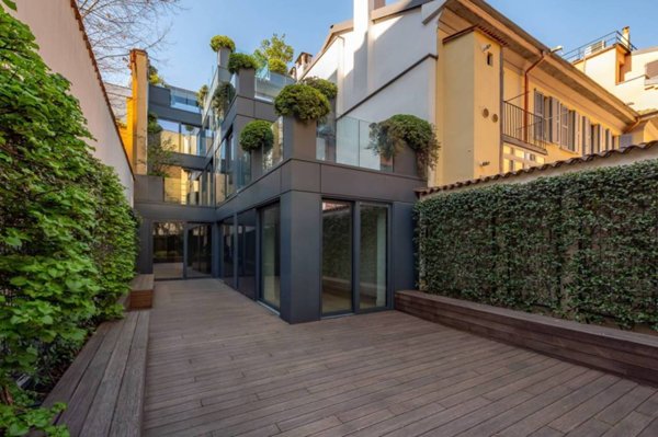 casa indipendente in vendita a Milano in zona Brera