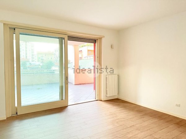 appartamento in vendita a Milano in zona Stadera
