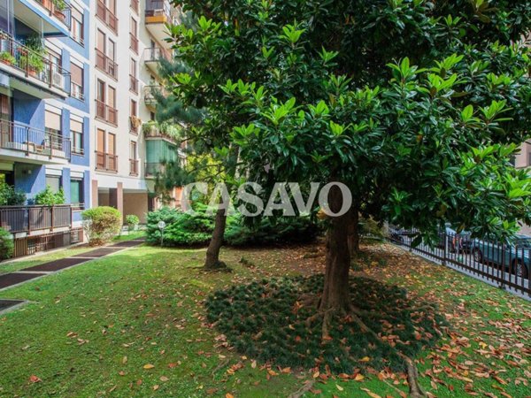 appartamento in vendita a Milano in zona Porta Vigentina